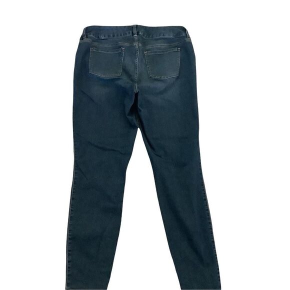 Torrid Denim Jegging in Blue - Picture 3 of 7